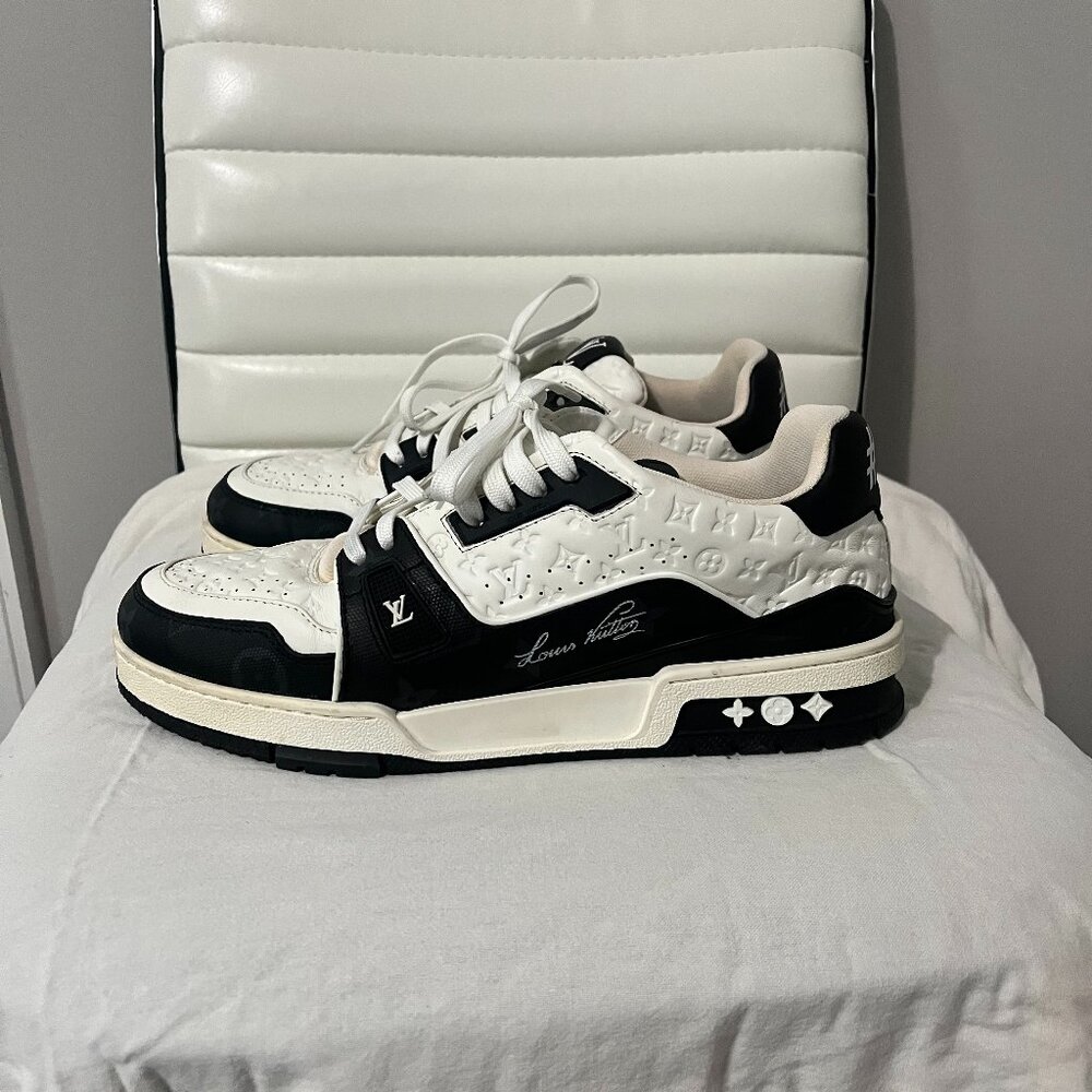 Louis Vuitton Trainer Sneaker Size 9 Men's